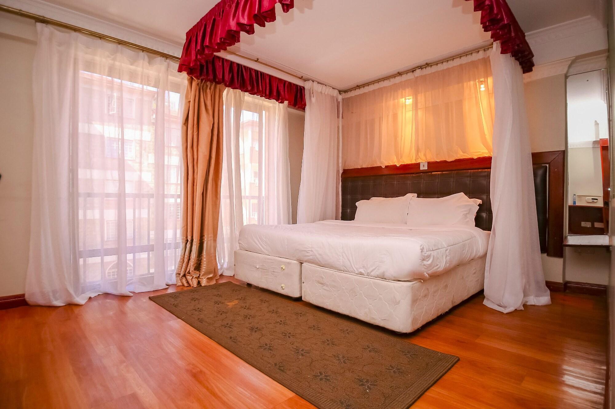 โรงแรมไนโรบี อัพเปอร์ฮิลล์ ภายนอก รูปภาพ